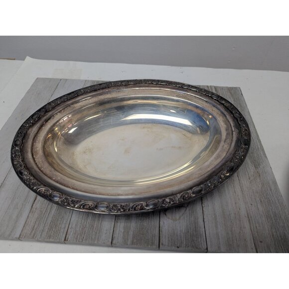 Silver Plated Covered Oval Serving Dish by Wm Rogers Sons Victorian Rose Pattern - Picture 7 of 9
